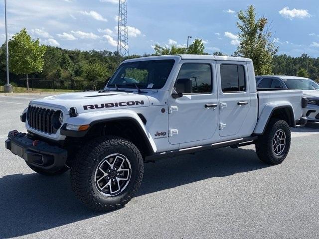 new 2024 Jeep Gladiator car, priced at $65,538