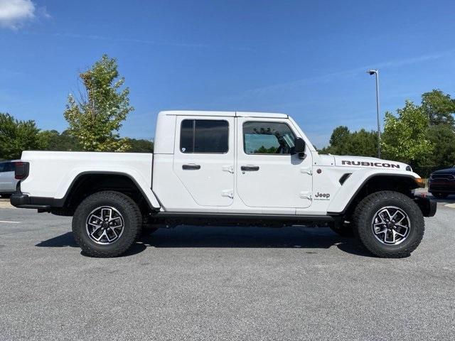 new 2024 Jeep Gladiator car, priced at $65,538