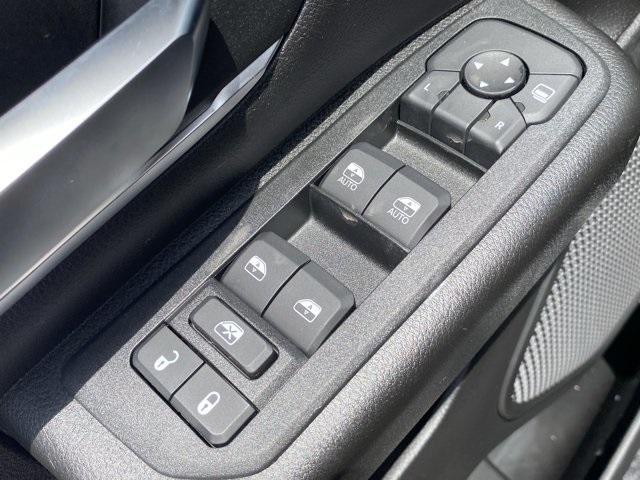 new 2025 Ram 1500 car, priced at $47,667