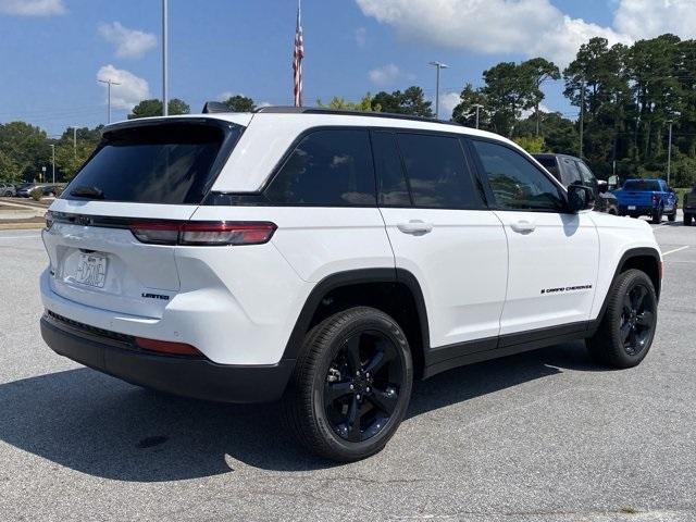 new 2025 Jeep Grand Cherokee car, priced at $46,728