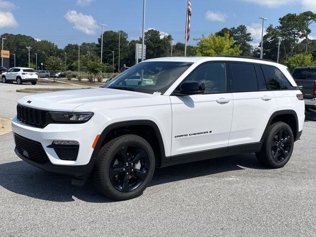 new 2025 Jeep Grand Cherokee car, priced at $46,728