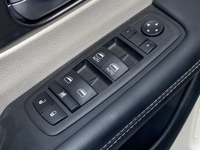 used 2023 Chrysler Pacifica car, priced at $24,121