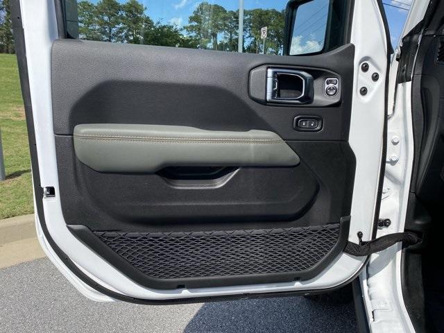 new 2025 Jeep Gladiator car, priced at $53,591