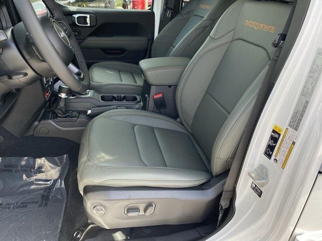 new 2025 Jeep Gladiator car, priced at $53,591
