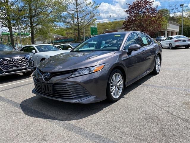 used 2020 Toyota Camry Hybrid car, priced at $27,149