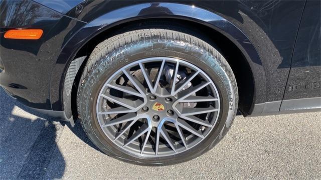 used 2020 Porsche Cayenne car, priced at $52,299