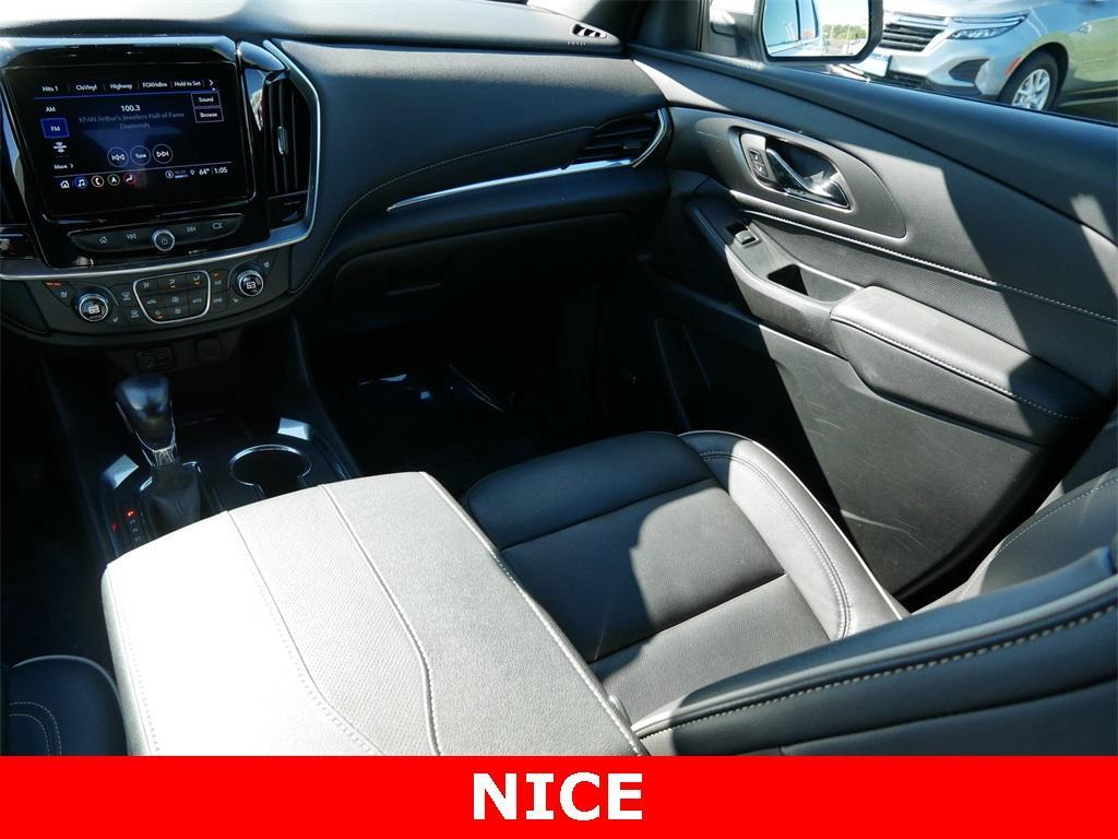 used 2022 Chevrolet Traverse car, priced at $31,999