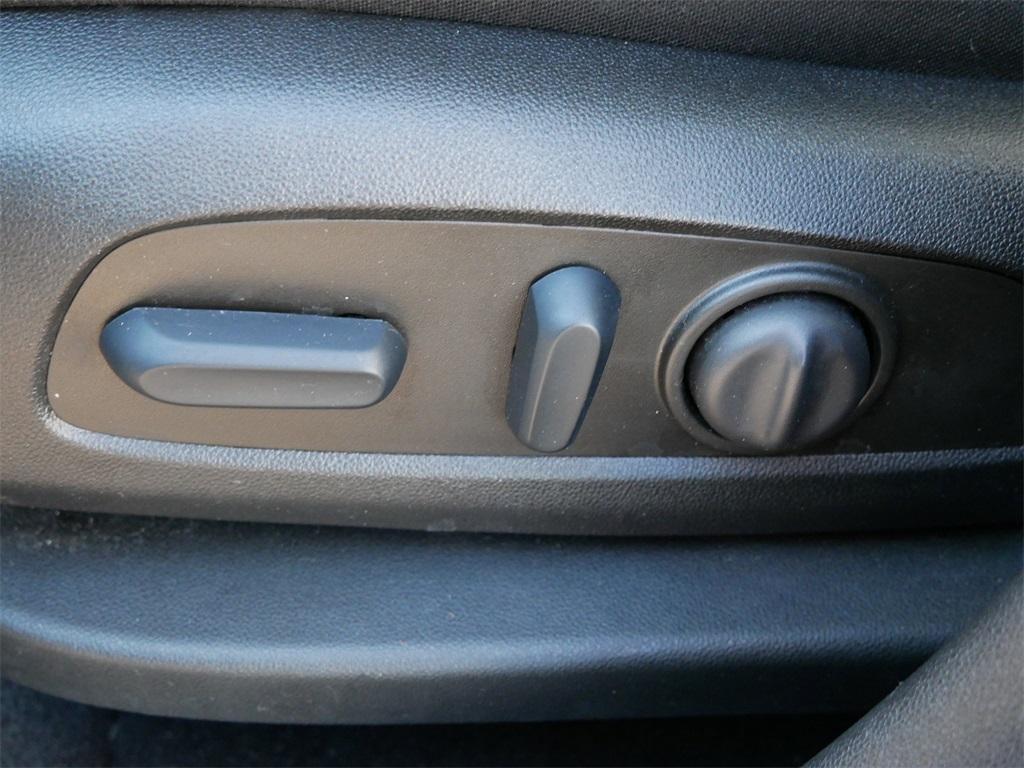 used 2023 Chevrolet Equinox car, priced at $23,555