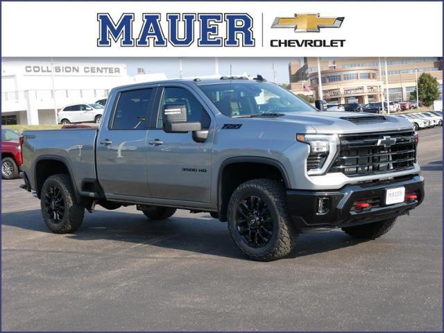 used 2025 Chevrolet Silverado 3500 car, priced at $62,523