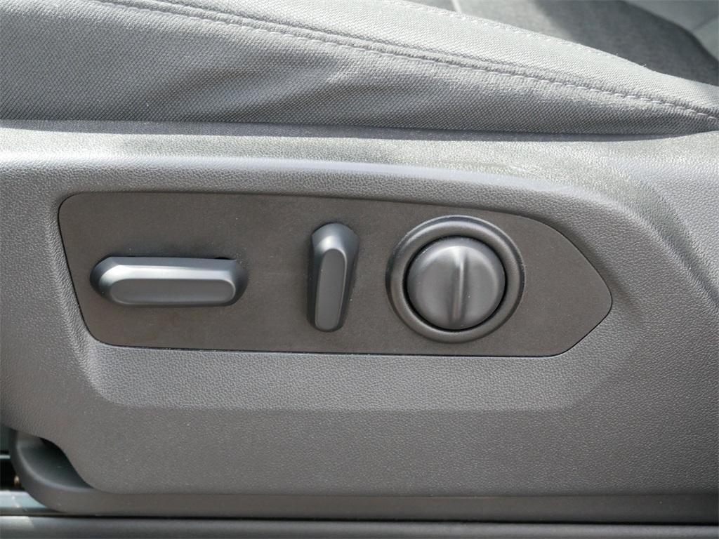 used 2021 Chevrolet Silverado 1500 car, priced at $41,216