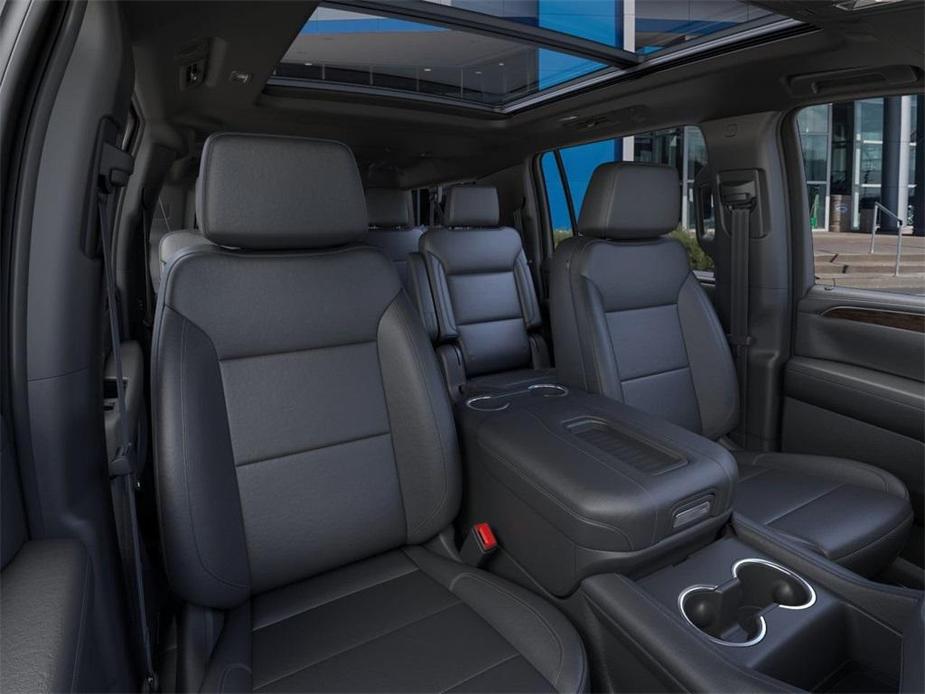 new 2024 Chevrolet Suburban car, priced at $77,170