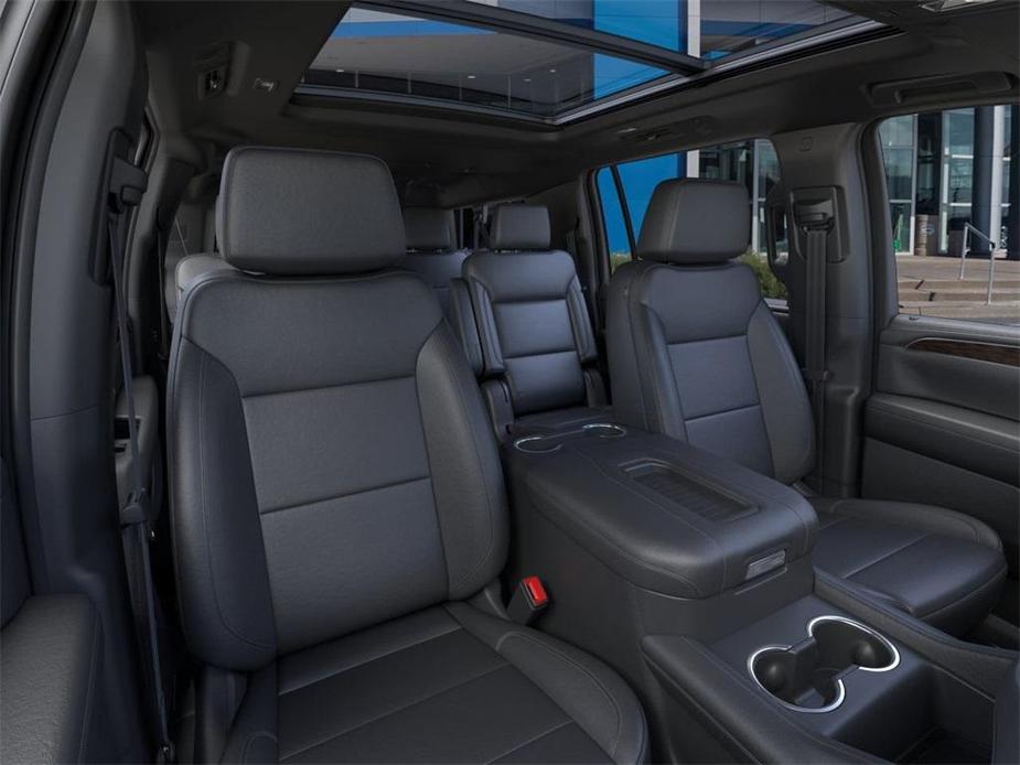 new 2024 Chevrolet Suburban car, priced at $71,205