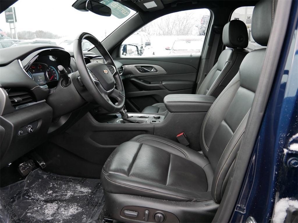 used 2023 Chevrolet Traverse car, priced at $34,159