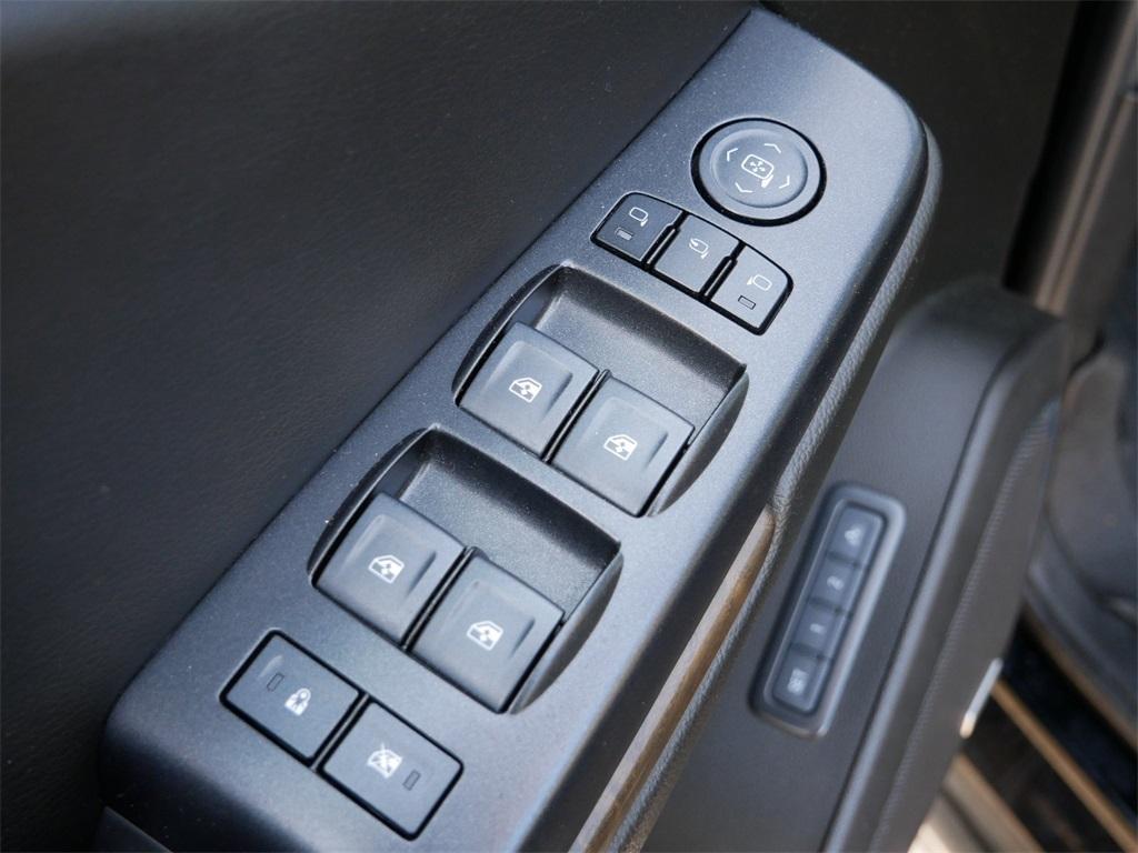 used 2018 GMC Yukon car, priced at $31,190