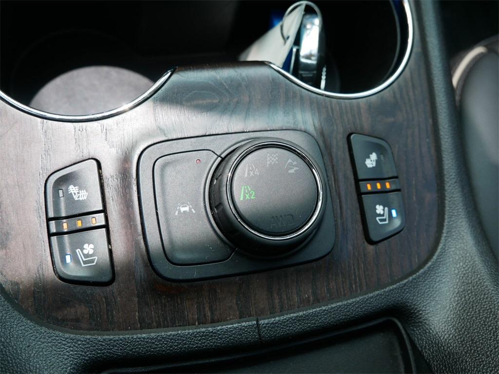 used 2022 GMC Acadia car, priced at $35,473