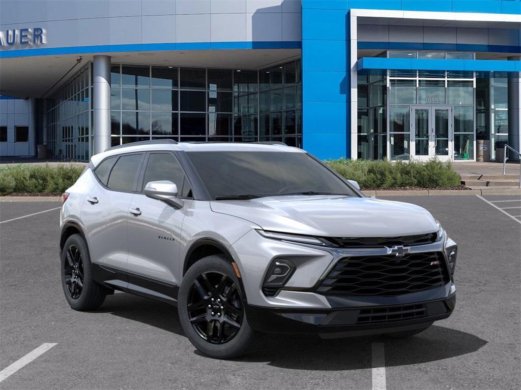 new 2025 Chevrolet Blazer car, priced at $50,290