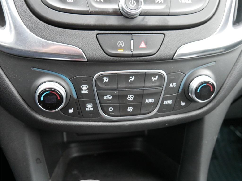used 2022 Chevrolet Equinox car, priced at $20,039