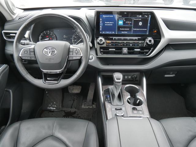 used 2021 Toyota Highlander car, priced at $38,357