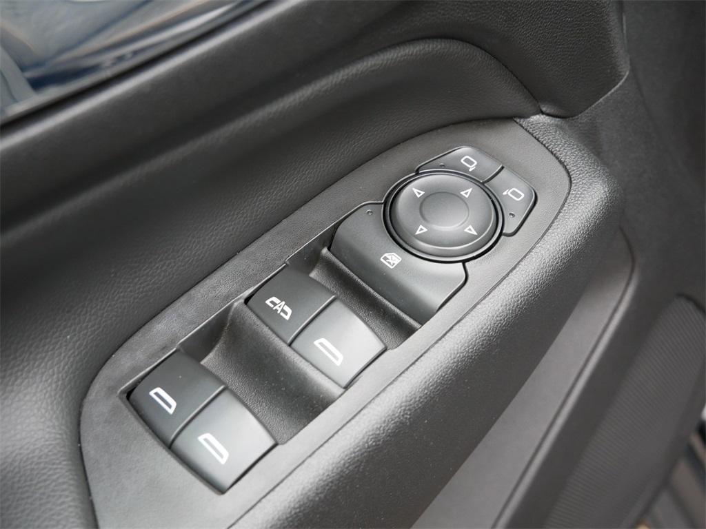 used 2020 Chevrolet Equinox car, priced at $17,056
