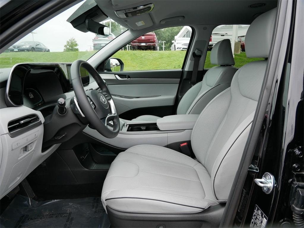 used 2024 Hyundai Palisade car, priced at $36,465
