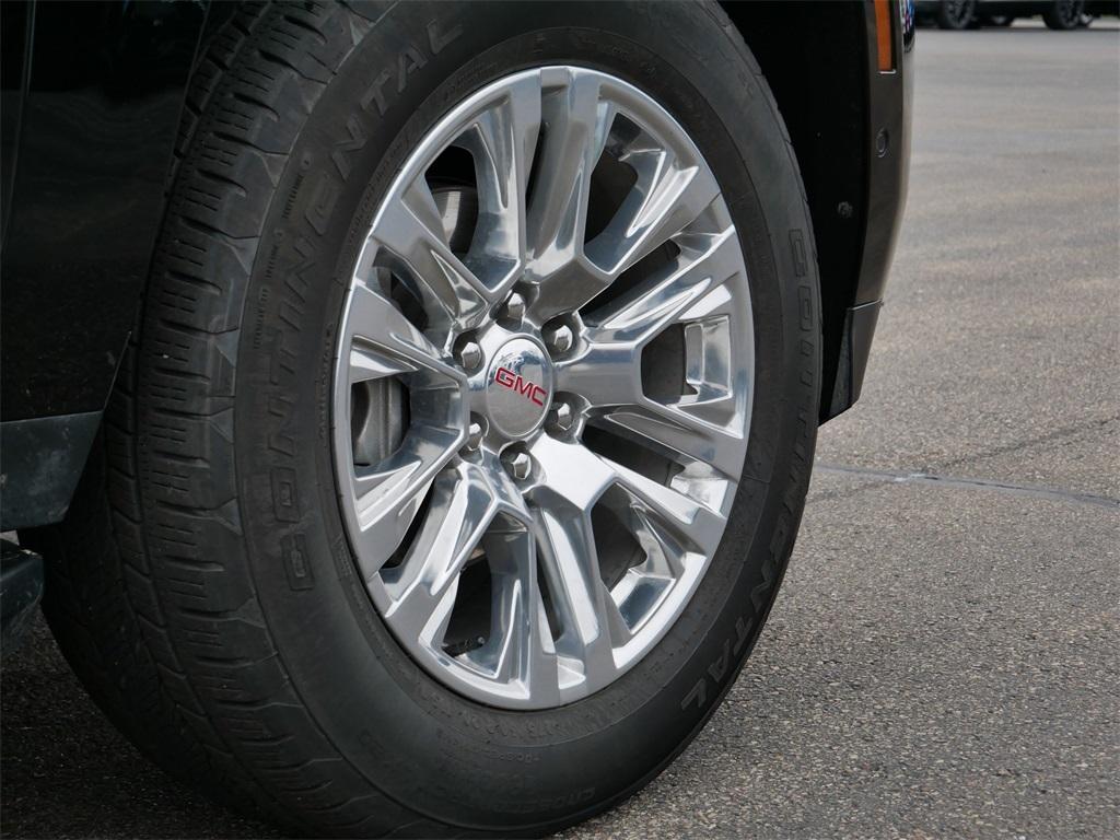 used 2025 GMC Yukon car, priced at $81,999