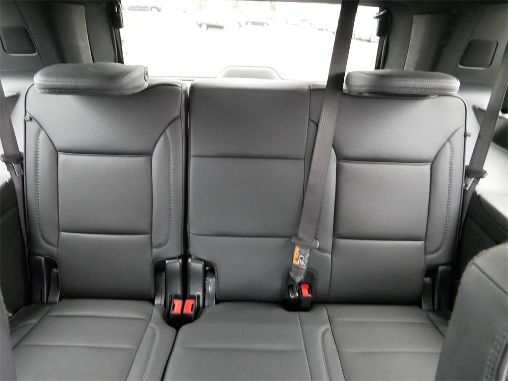 used 2025 GMC Yukon car, priced at $81,999