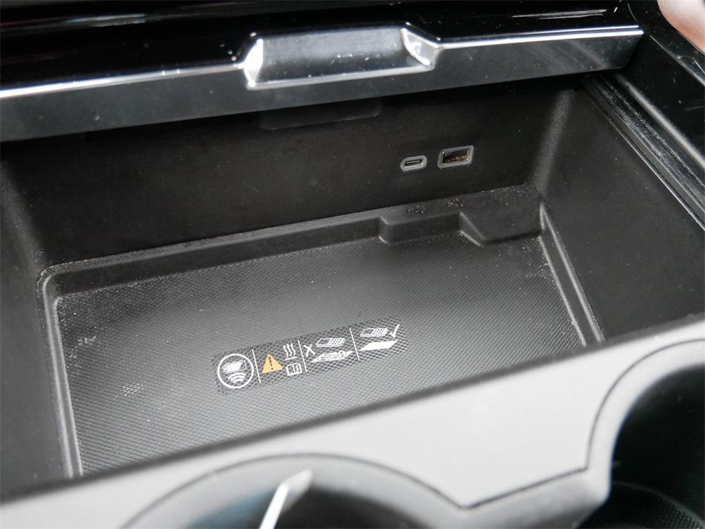 used 2025 GMC Yukon car, priced at $81,999