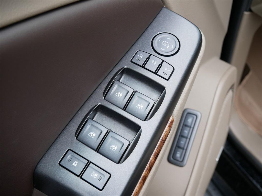 used 2016 Chevrolet Suburban car, priced at $24,213