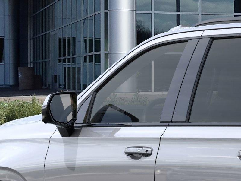 new 2025 Chevrolet Suburban car, priced at $78,095