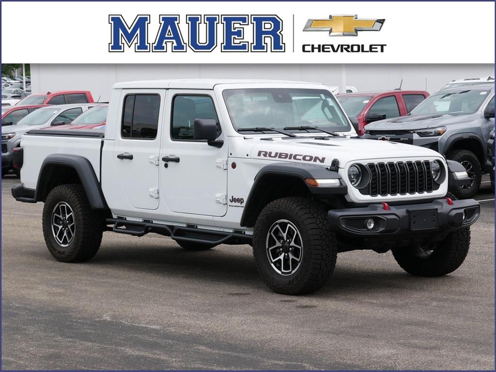 used 2025 Jeep Gladiator car, priced at $48,835