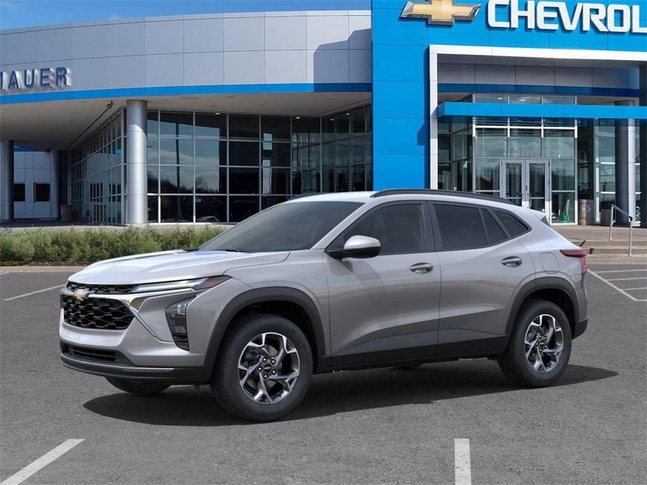 new 2025 Chevrolet Trax car, priced at $24,985