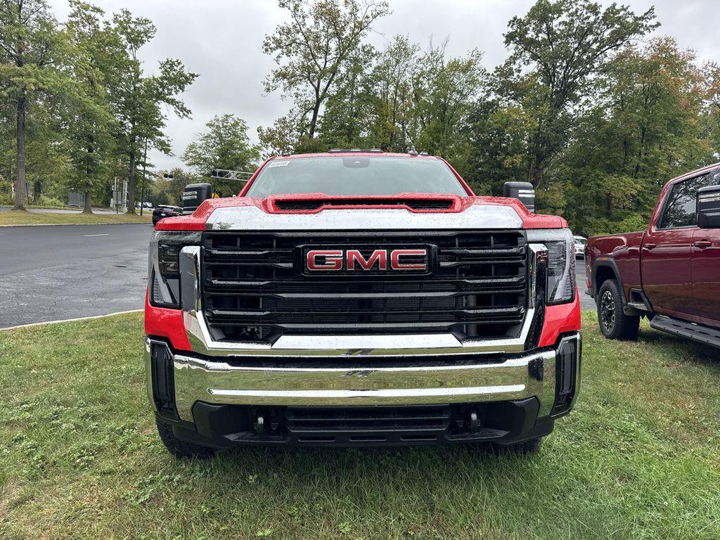 new 2025 GMC Sierra 3500 car, priced at $58,321