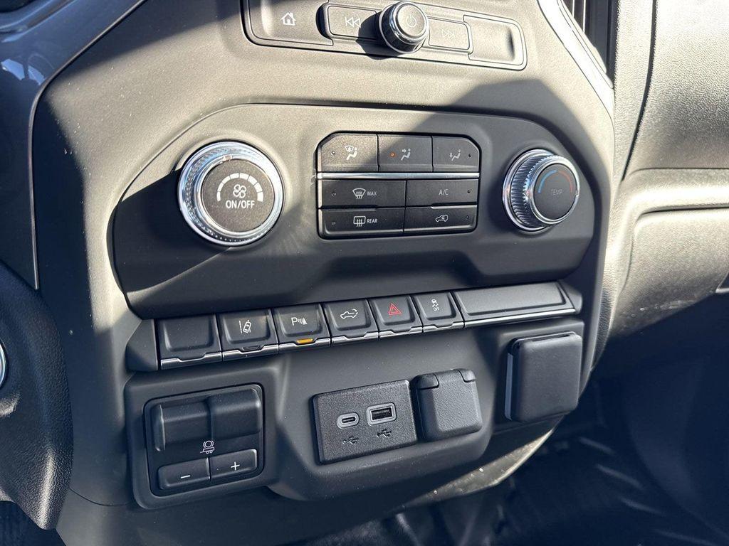 new 2025 GMC Sierra 2500 car, priced at $49,355