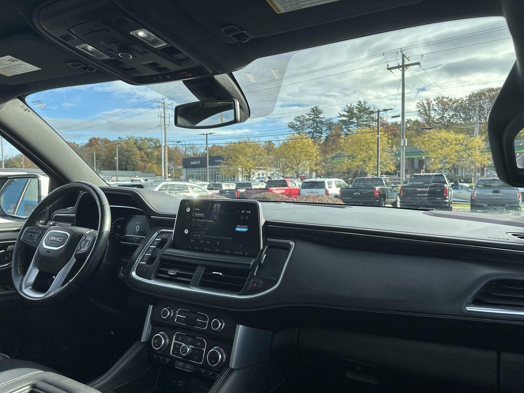 used 2022 GMC Yukon car, priced at $42,199