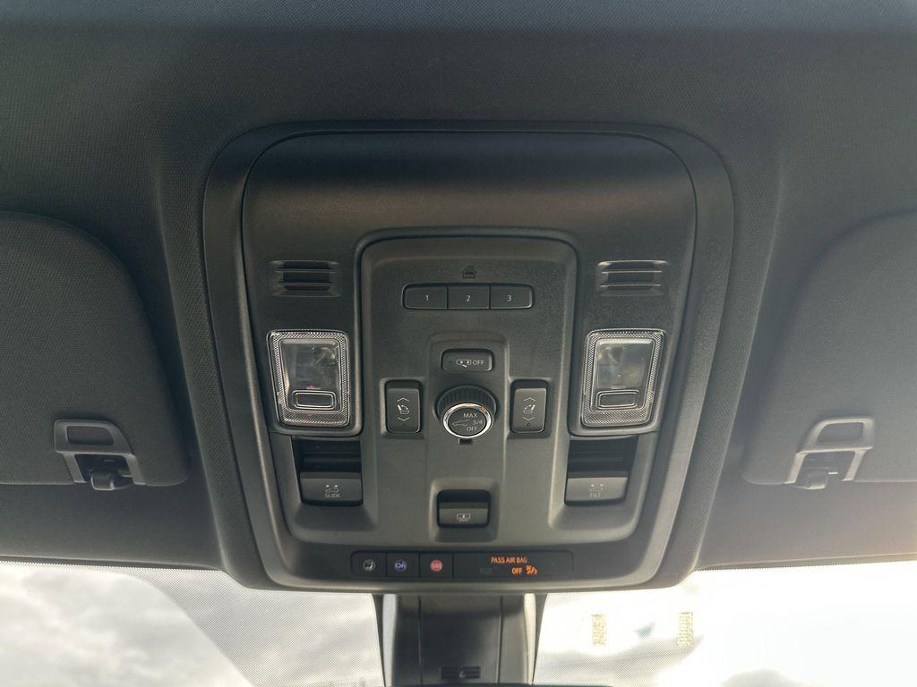 used 2022 GMC Yukon car, priced at $42,199