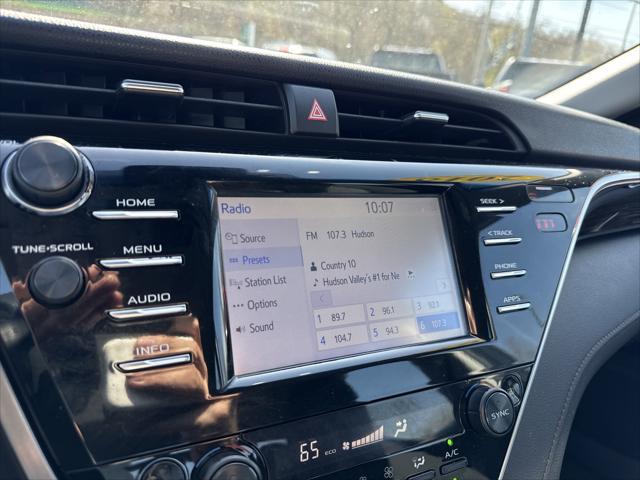 used 2018 Toyota Camry Hybrid car, priced at $17,999