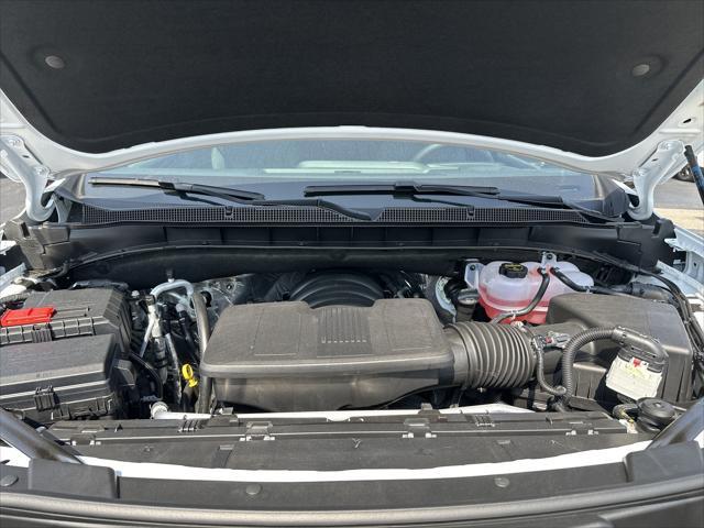 new 2025 Chevrolet Suburban car, priced at $67,195