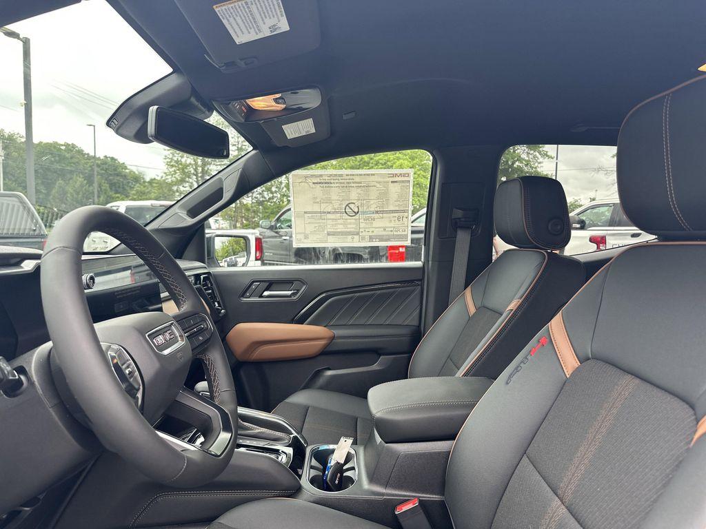 new 2025 GMC Canyon car, priced at $46,917