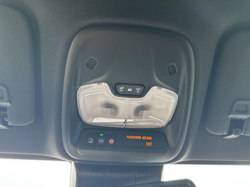 new 2025 GMC Canyon car, priced at $46,917