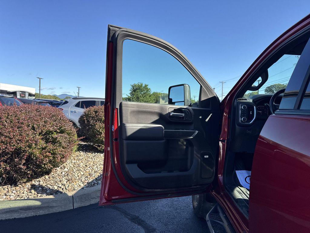 used 2022 GMC Sierra 2500 car, priced at $59,399