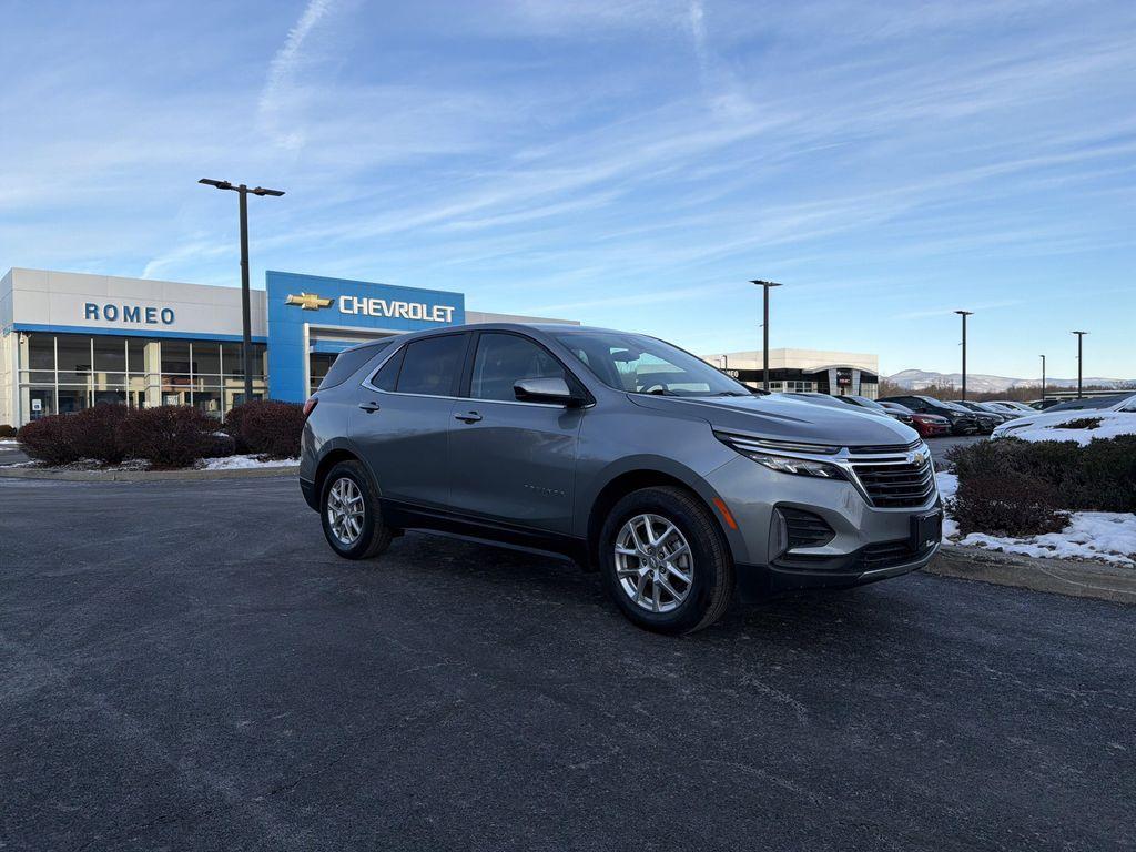 used 2024 Chevrolet Equinox car, priced at $21,499
