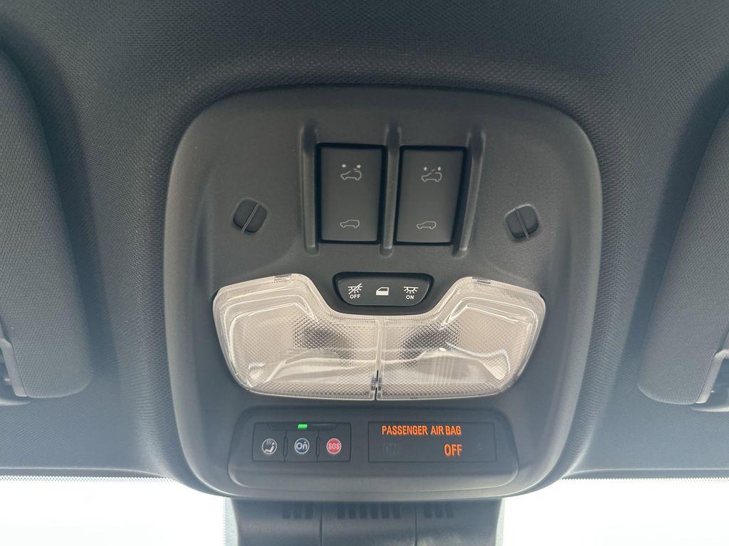 new 2025 GMC Canyon car, priced at $52,299