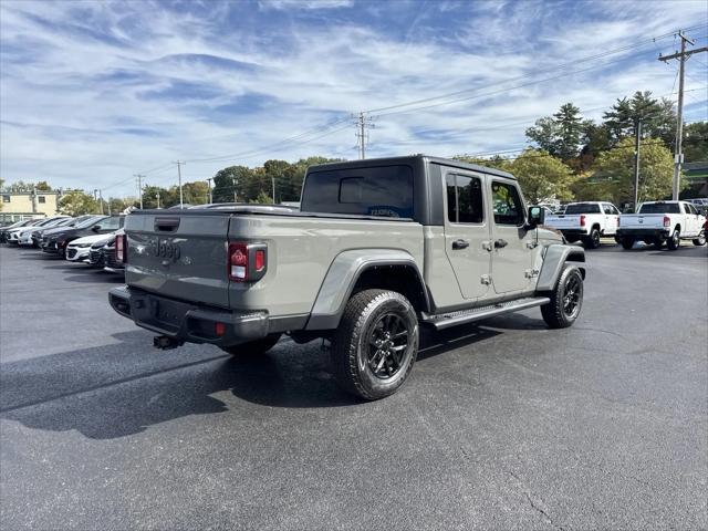 used 2022 Jeep Gladiator car, priced at $31,000