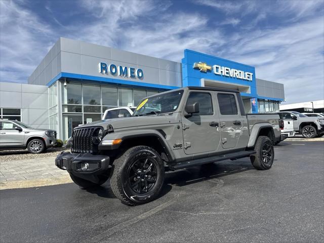 used 2022 Jeep Gladiator car, priced at $31,000