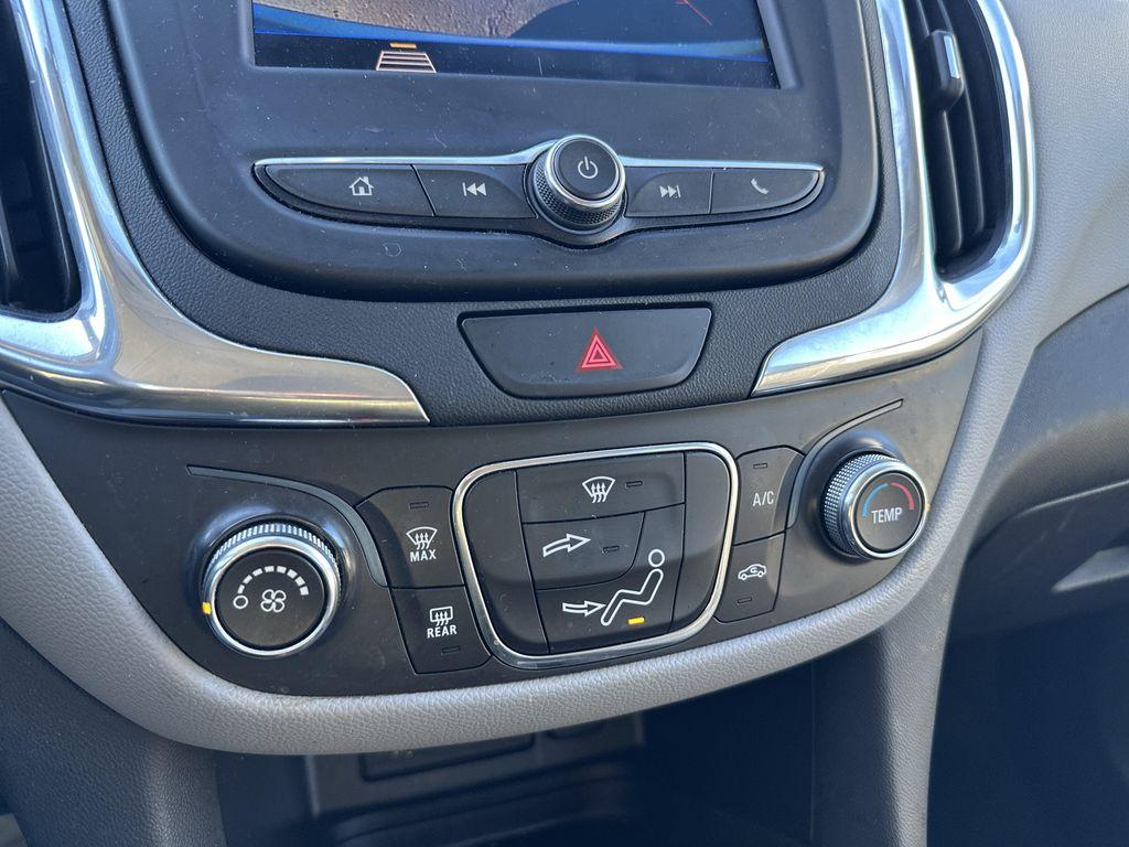 used 2021 Chevrolet Equinox car, priced at $14,999