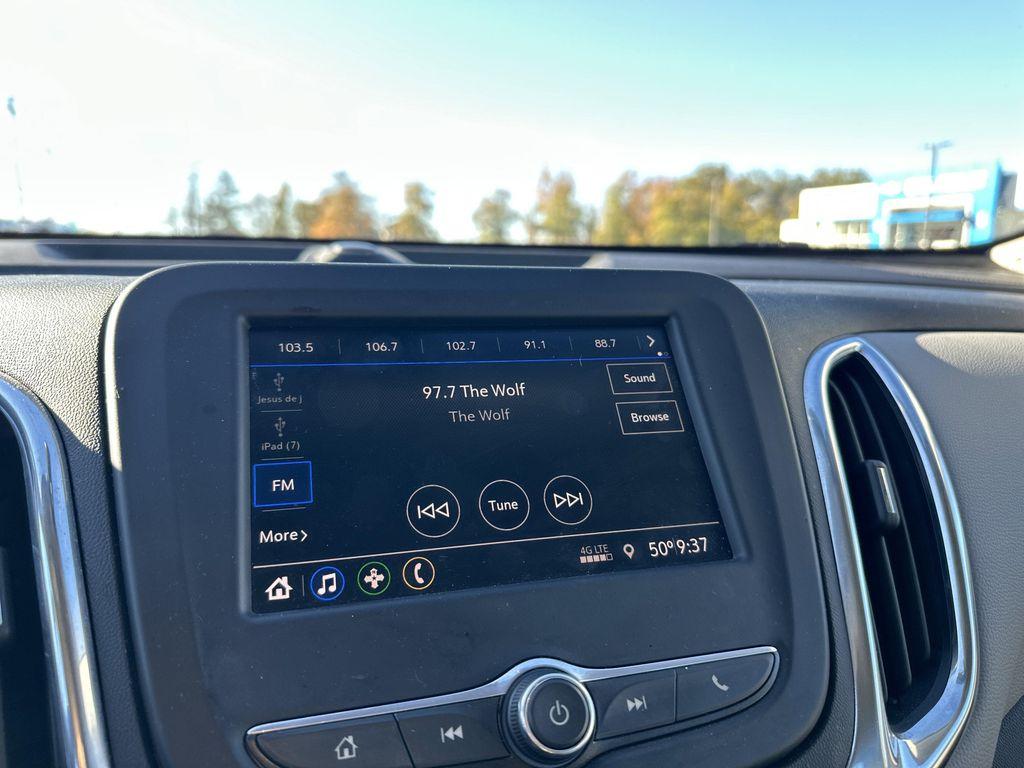 used 2021 Chevrolet Equinox car, priced at $14,999