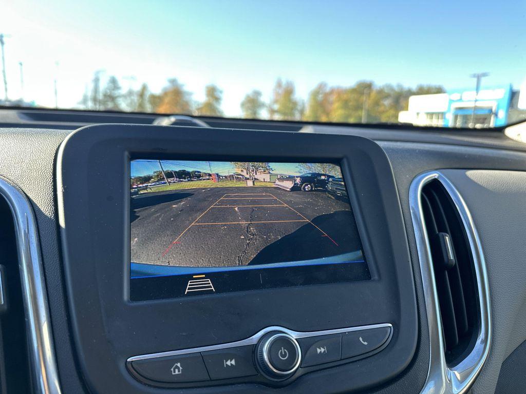 used 2021 Chevrolet Equinox car, priced at $14,999