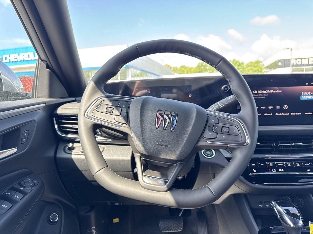 new 2025 Buick Envista car, priced at $29,701