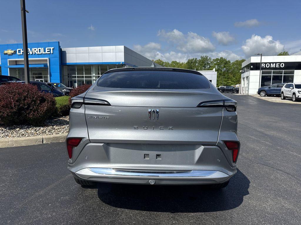 new 2025 Buick Envista car, priced at $29,701
