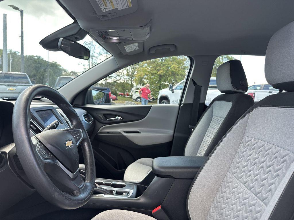 used 2022 Chevrolet Equinox car, priced at $17,499